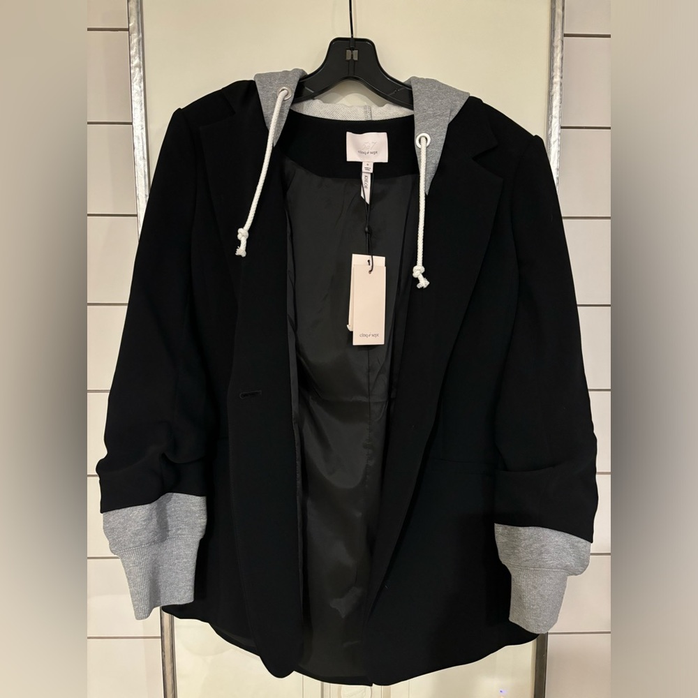 Hooded Khloe Jacket in Black & Heather Grey Cinq a Sept